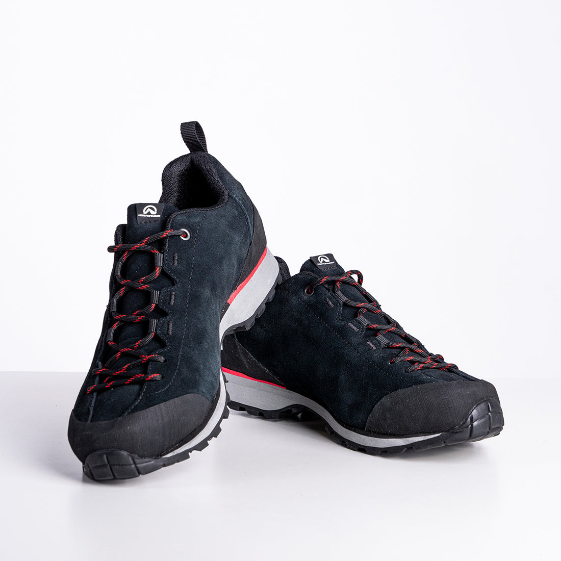 Men's outdoor shoes with Vibram® outsole KAMET