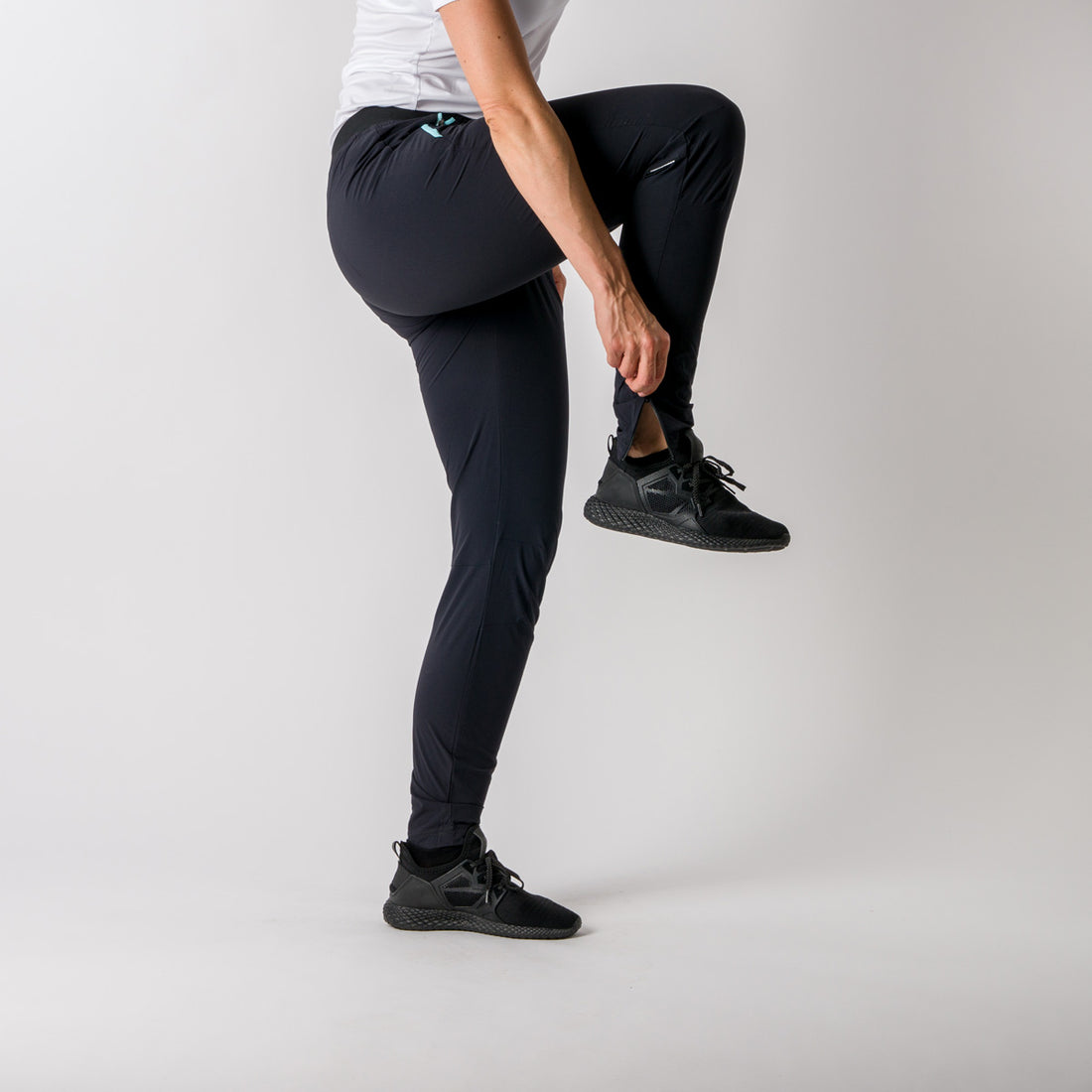 Women's lightweight stretch pants LILLIANNA